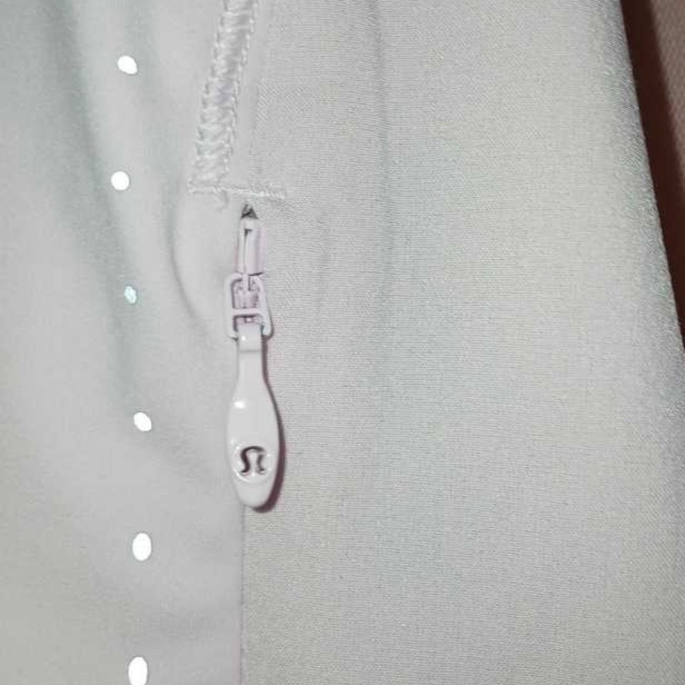 Lululemon Jacket - Picture 5 of 7